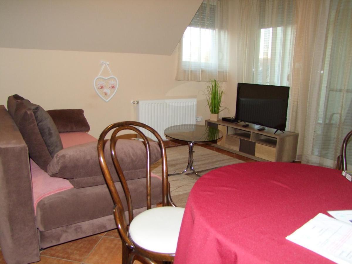 Greta Apartman Hajdúszoboszló 外观 照片