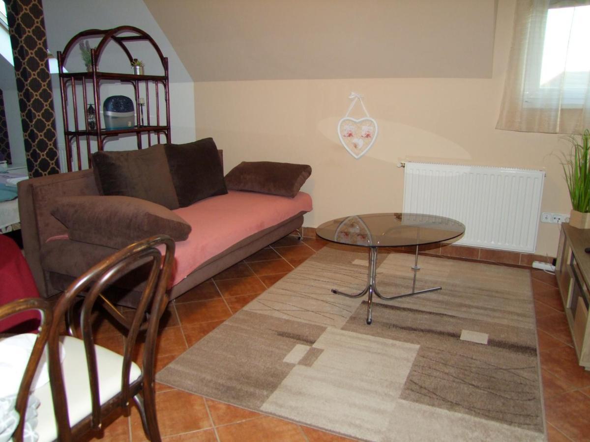 Greta Apartman Hajdúszoboszló 外观 照片