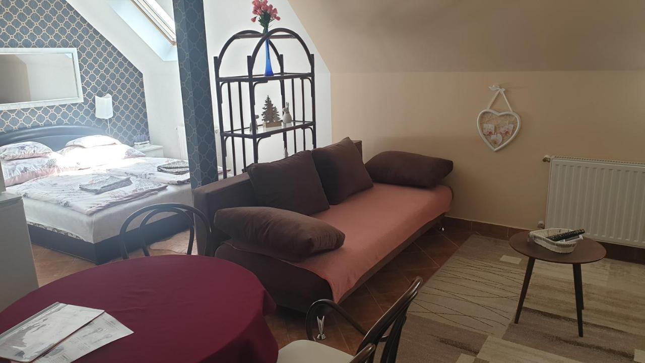 Greta Apartman Hajdúszoboszló 外观 照片