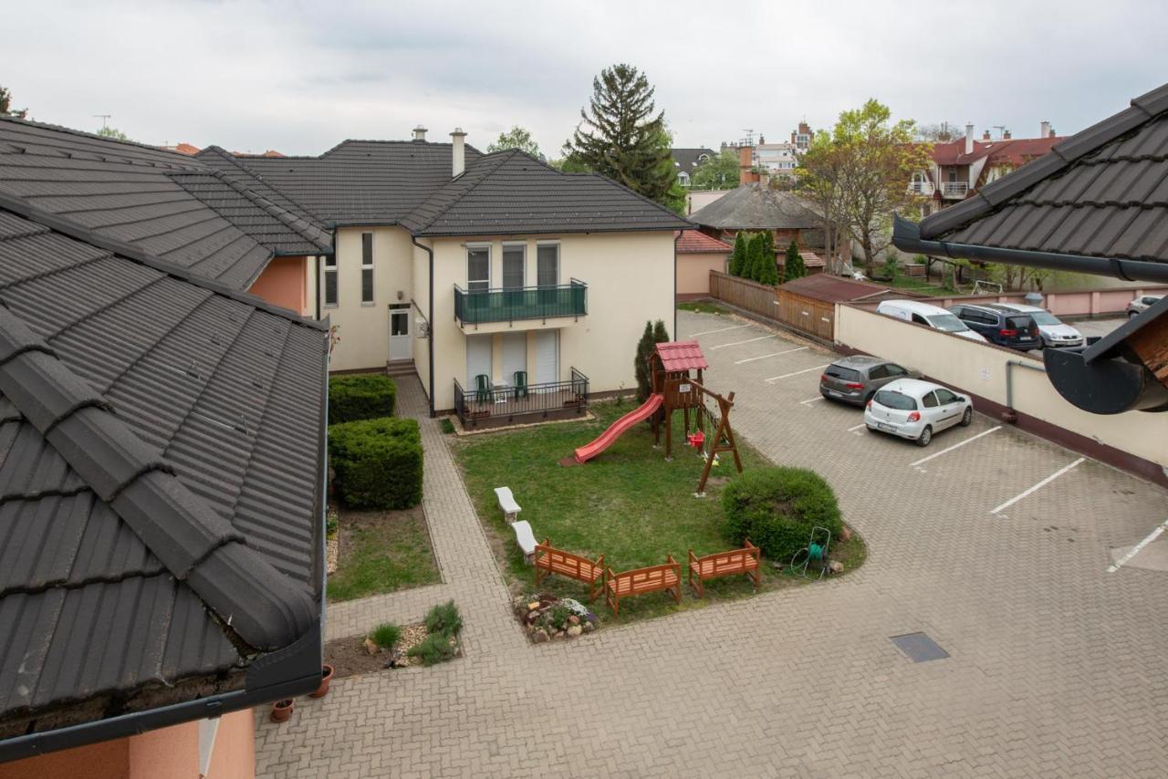 Greta Apartman Hajdúszoboszló 外观 照片